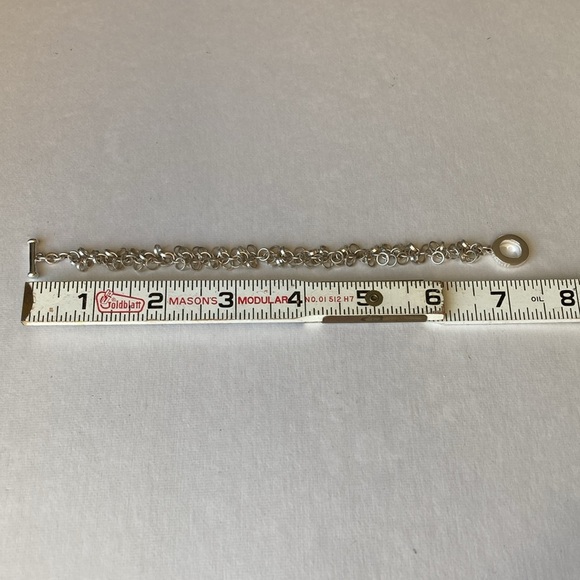 Carolee Silver Tone Circle Toggle Bracelet - Picture 7 of 8